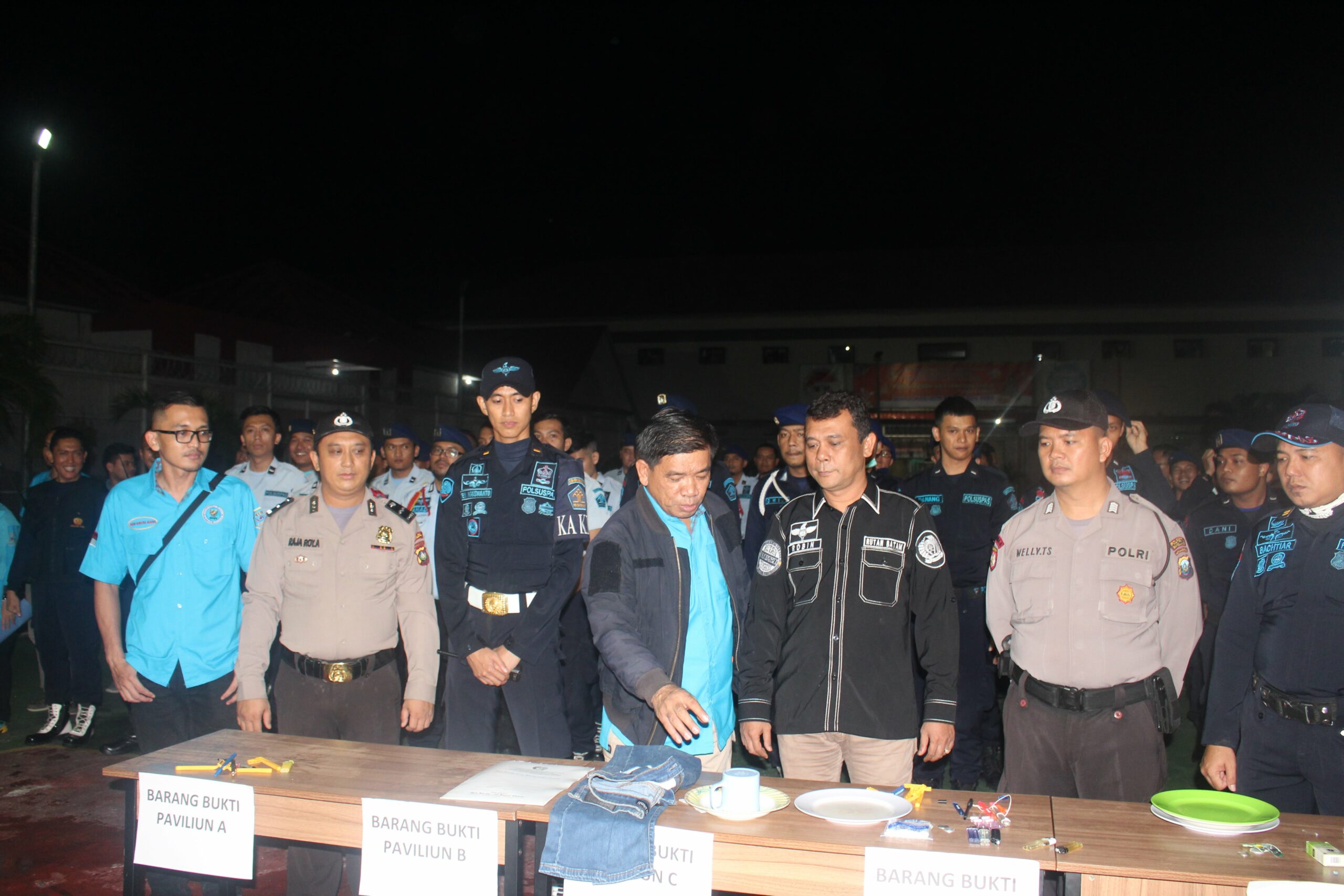 BNN Kota Batam razia Rutan Kelas II A Batam BNN Kota Batam razia Rutan Kelas II A Batam