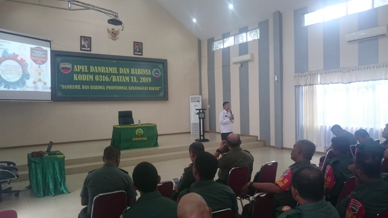BNN Kota Batam yang di Wakili oleh Kepala seksi Pencegahan dan Pemberdayaan Masyarakat (P2M) menghadiri Apel Danramil-Babinsa KODIM 0316/BATAM BNN Kota Batam yang di Wakili oleh Kepala seksi Pencegahan dan Pemberdayaan Masyarakat (P2M) menghadiri Apel Danramil-Babinsa KODIM 0316/BATAM