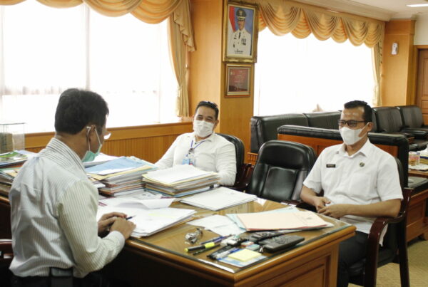 Kepala BNN Kota Batam melaksanakan Koordinasi dengan Walikota Baatam terkait rencana program P4GN Tahun 2021 Kepala BNN Kota Batam melaksanakan Koordinasi dengan Walikota Baatam terkait rencana program P4GN Tahun 2021