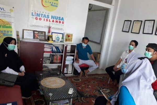 Koordinasi Kelembagaan ke Yayasan Lintas Nusa Koordinasi Kelembagaan ke Yayasan Lintas Nusa